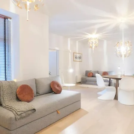 Exquisite Apartment, Convenient Location, 5. *