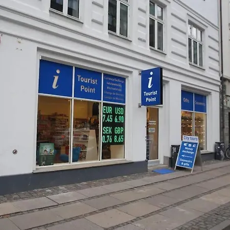 Exquisite Apartment, Convenient Location, 5. * Copenhagen