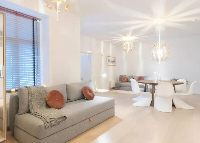 Exquisite Apartment, Convenient Location, 5. *